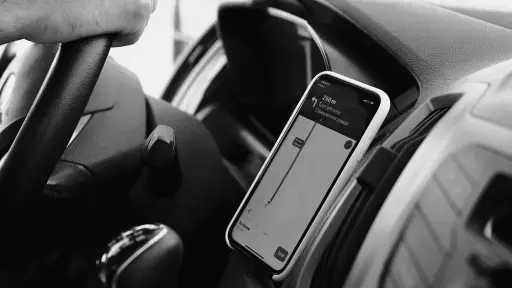 UK Uber drivers’ earnings cut...