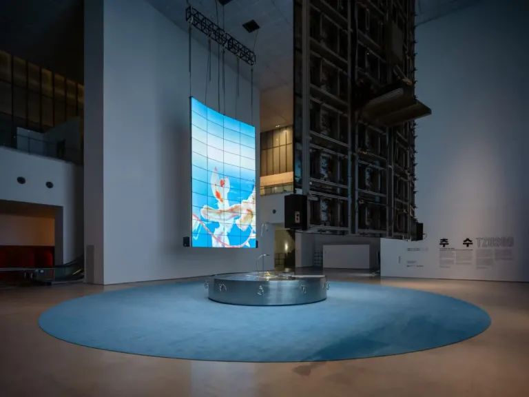 MMCA and LG Launch Groundbreaking OLED Art Series with Digital Installation by TZUSOO