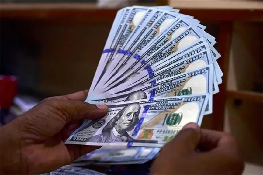 Egypt top banks ease FX rules for travellers amid improved market stability