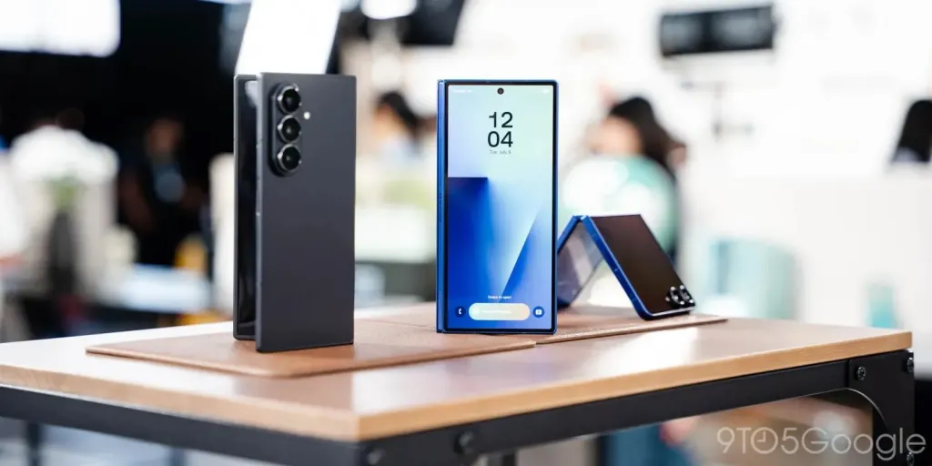 Samsung taking market share from Apple in U.S. as foldable phones gain momentum