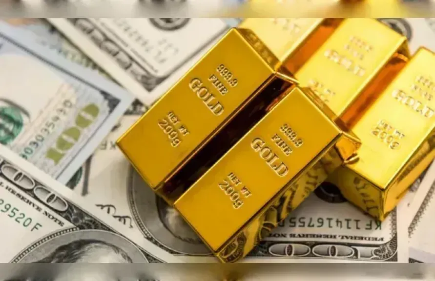 Gold Extends Losses as Silver and Oil See Sharp Declines