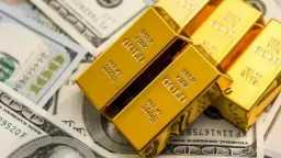 Gold Extends Losses as Silver...