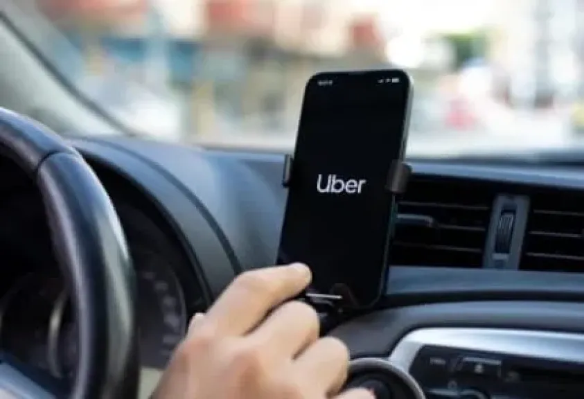 Uber Signals Long-Term Shift Toward Robotaxis as Autonomous Vehicles Eye Majority of Platform Rides