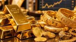 Gold Prices Hold Steady in...