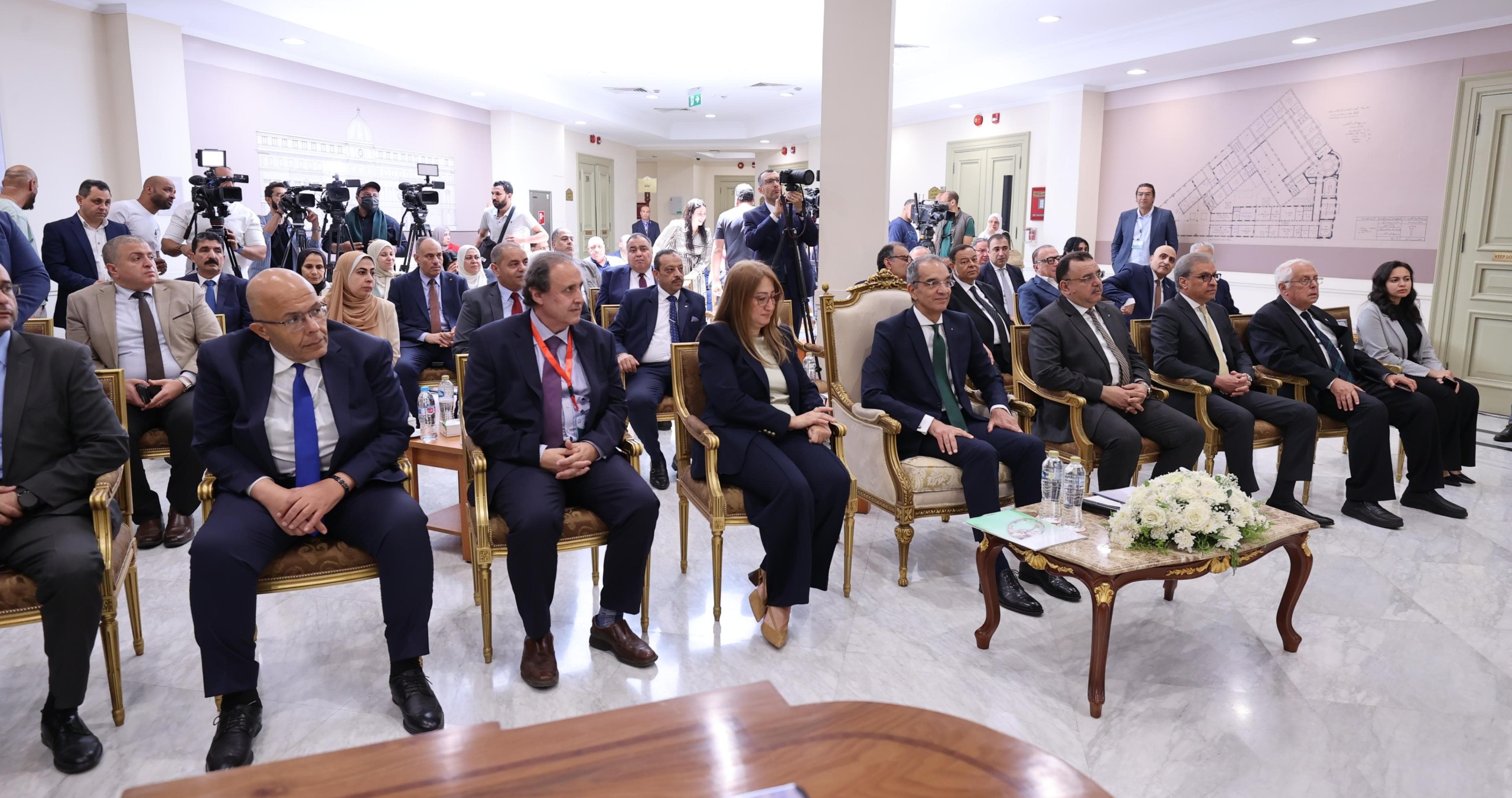 ICT Minister Celebrates Centennial of Egypt’s First Commemorative Postage Stamp